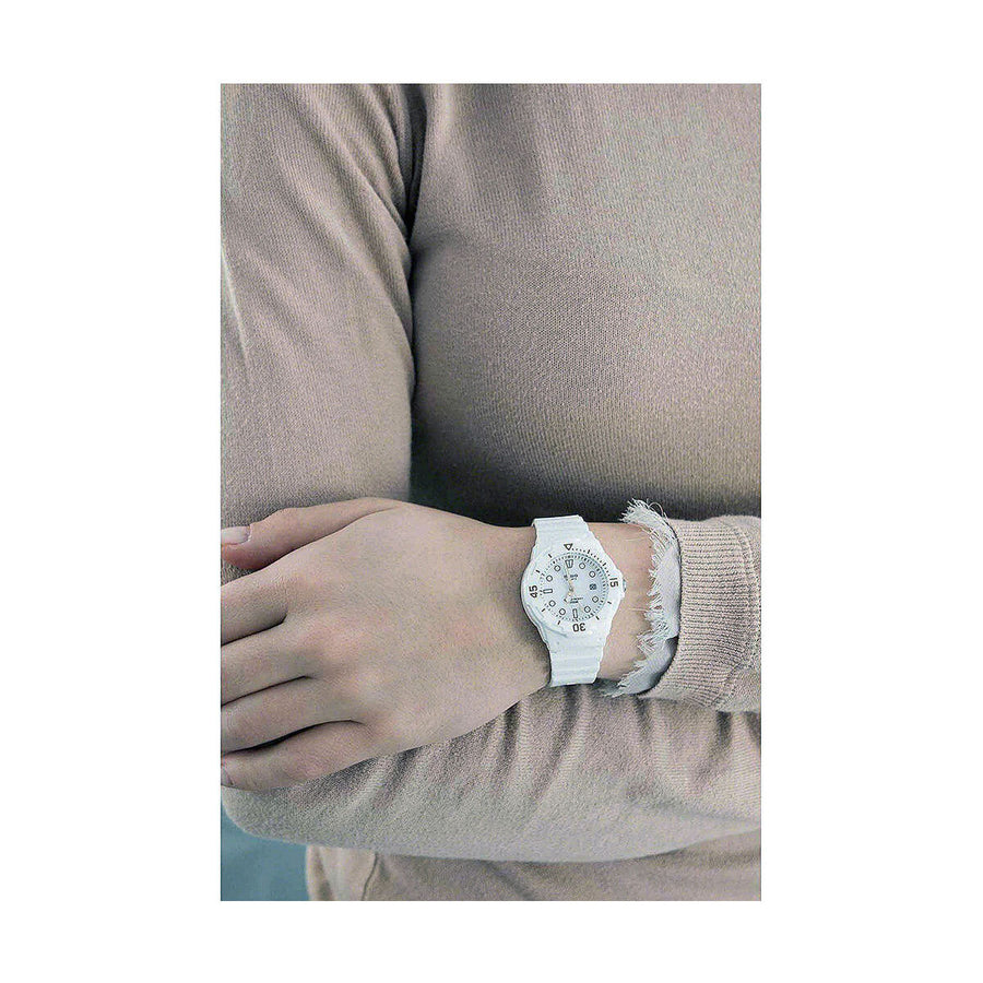 V8HDCC8CB9A171A9168CF4B47E0D6015582R3882809P6