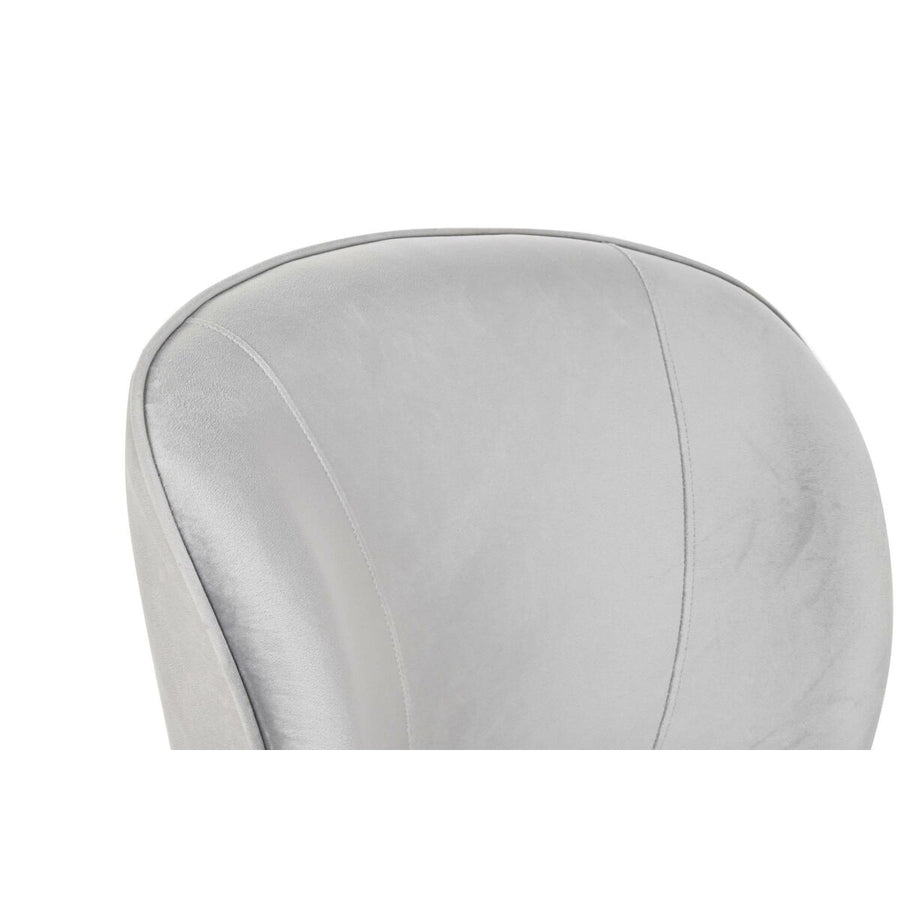 V8HDFDA724D566C3BB99172EC0DA5A619BER6379373P2