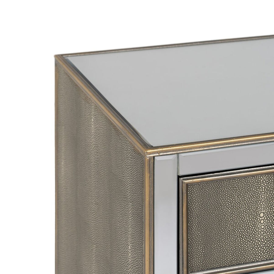 V5H8BD01EAC54C4B6CFFD4217DDB7002305R5017845P4